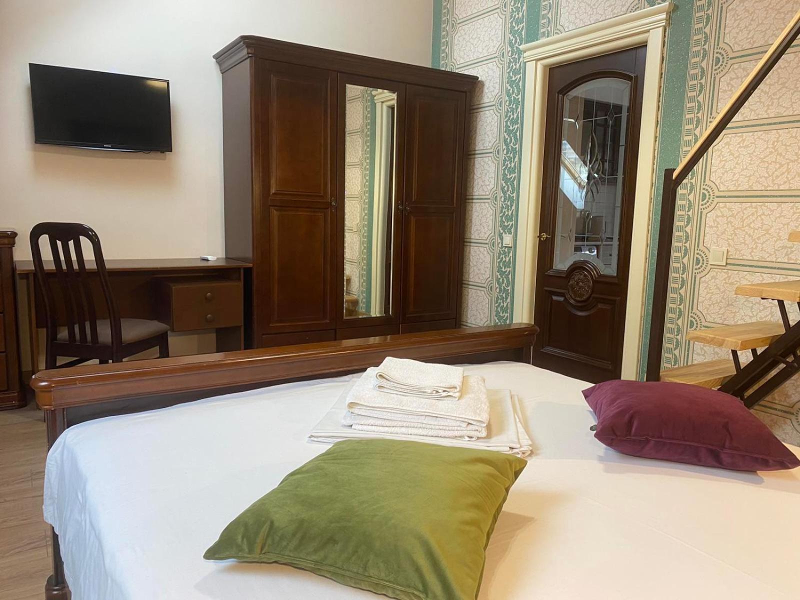 Apart Yaroslava Osmomysla 9 Square - City Center Lviv Eksteriør billede