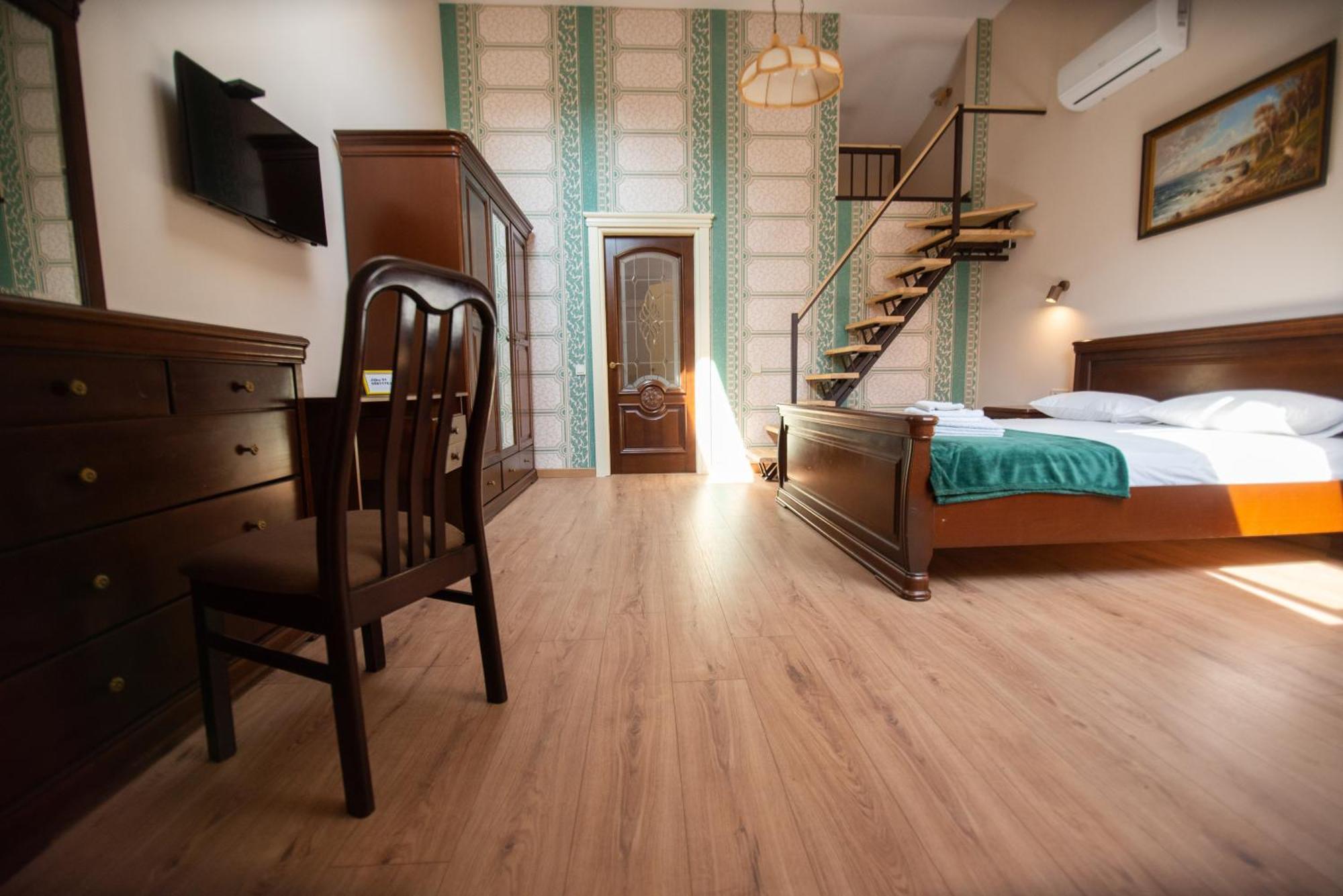 Apart Yaroslava Osmomysla 9 Square - City Center Lviv Eksteriør billede