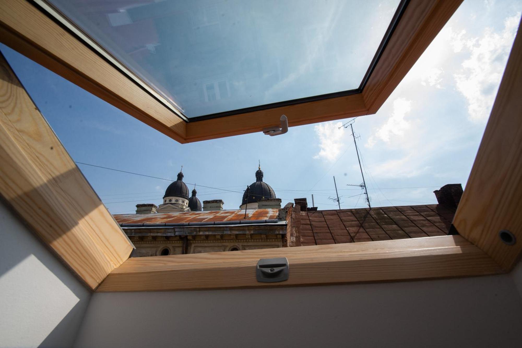 Apart Yaroslava Osmomysla 9 Square - City Center Lviv Eksteriør billede