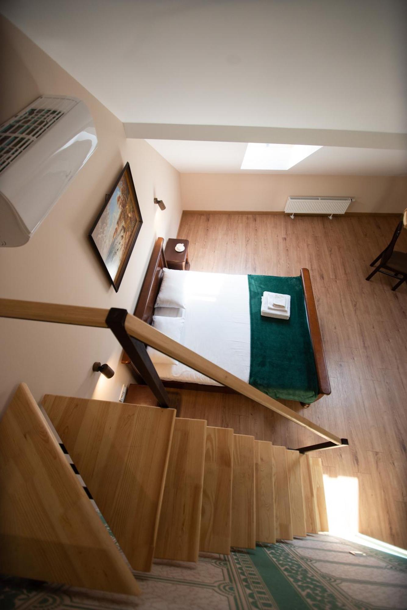 Apart Yaroslava Osmomysla 9 Square - City Center Lviv Eksteriør billede
