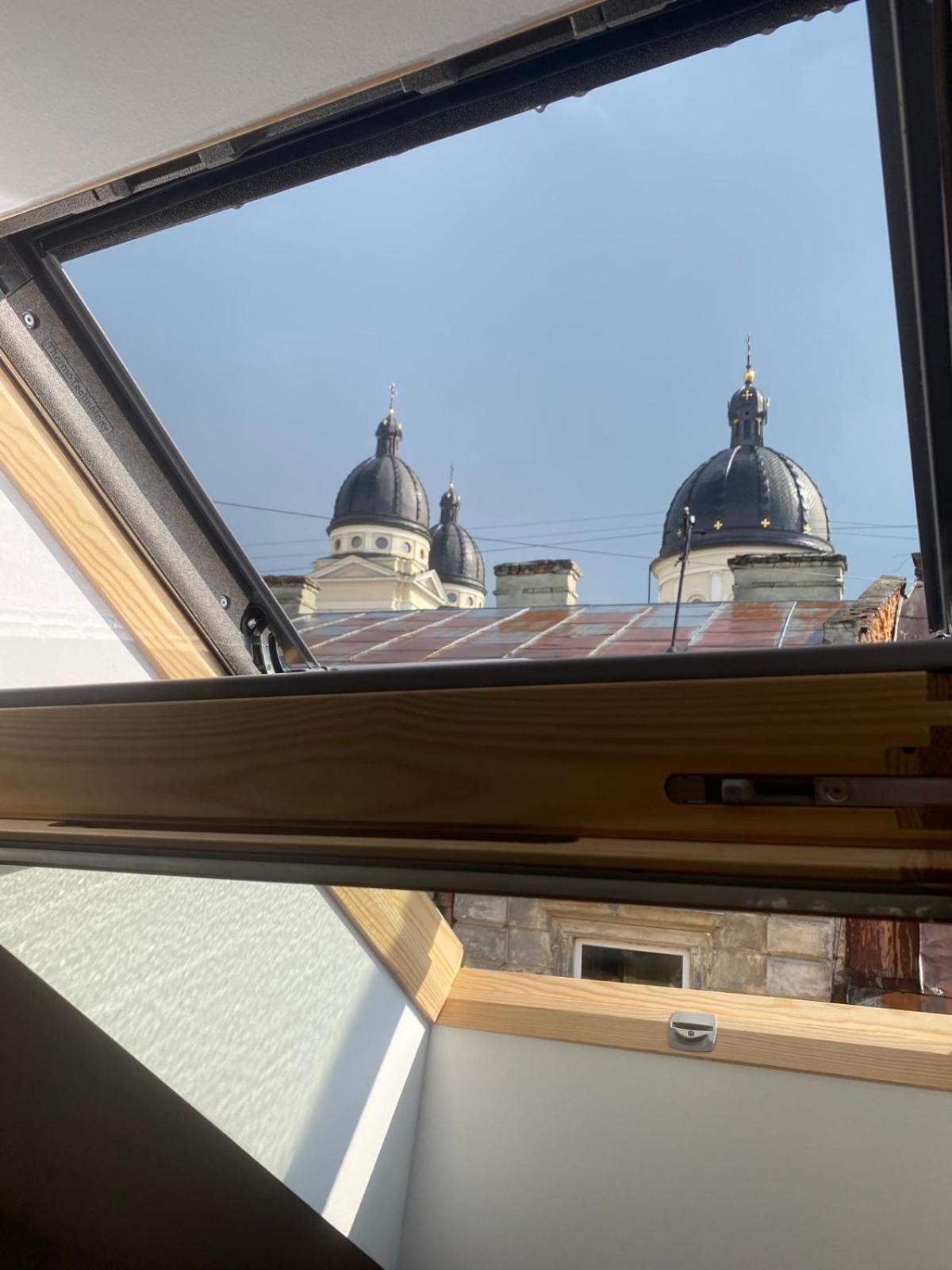 Apart Yaroslava Osmomysla 9 Square - City Center Lviv Eksteriør billede